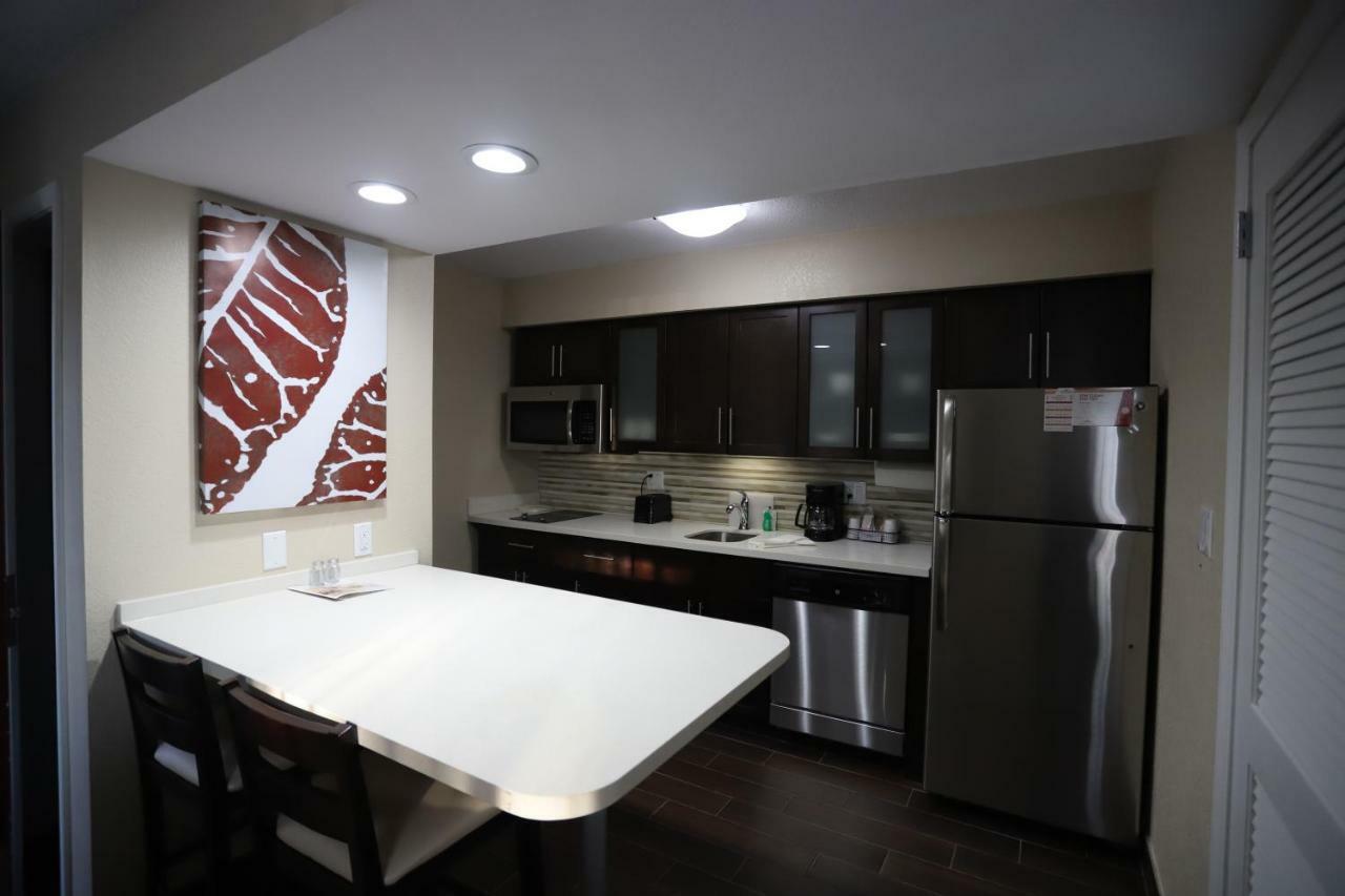 Hawthorn Suites By Wyndham Detroit Southfield Zewnętrze zdjęcie