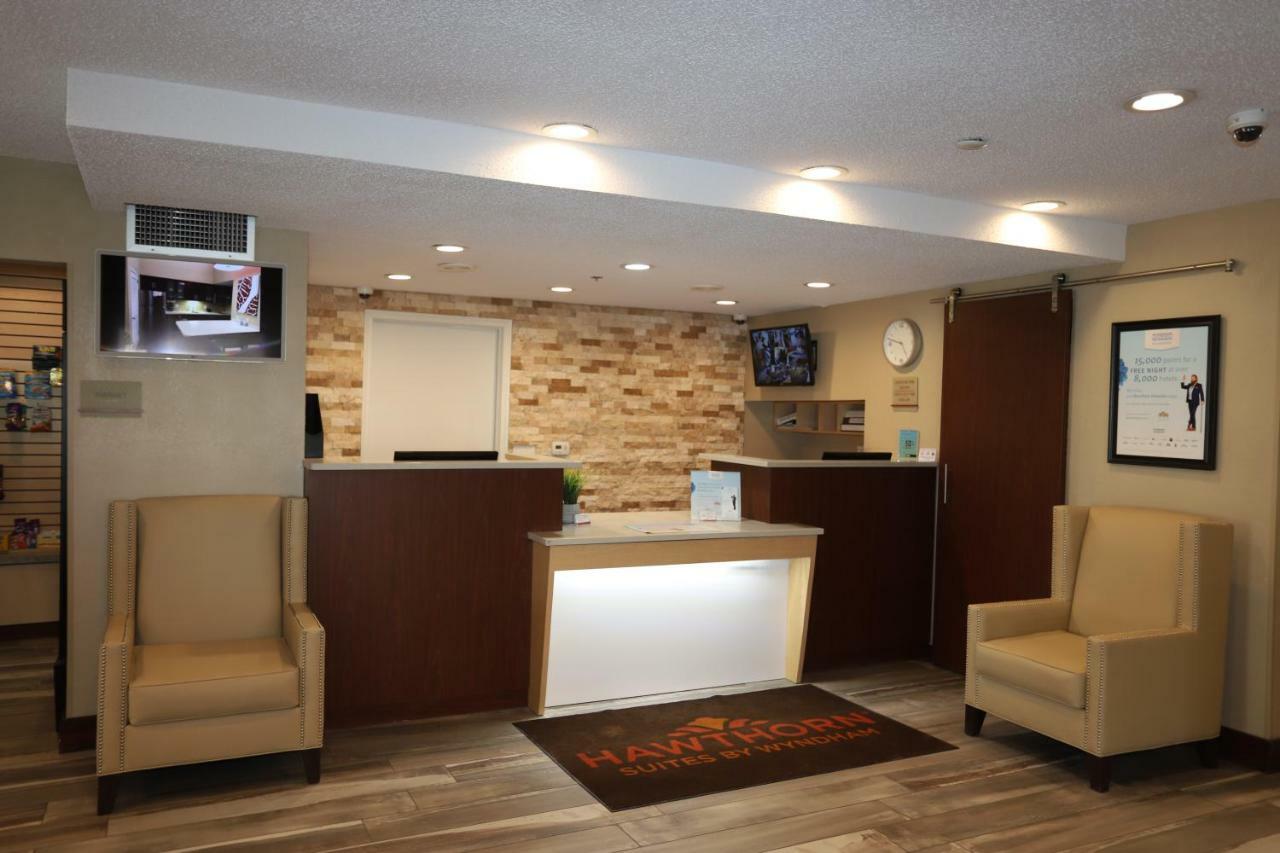 Hawthorn Suites By Wyndham Detroit Southfield Zewnętrze zdjęcie